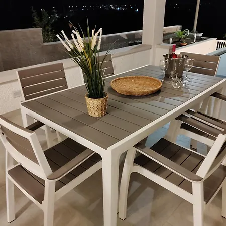 아파트 Mareapulia 92 *